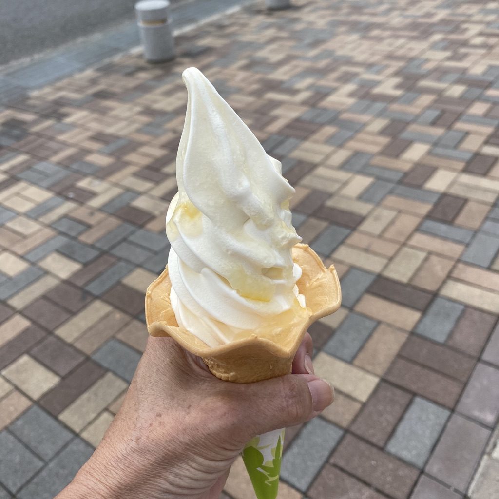 瀬戸内レモン塩ソフトクリーム