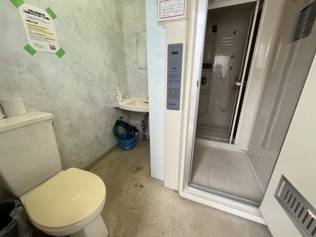 宇根山家族旅行村コインシャワー・トイレ